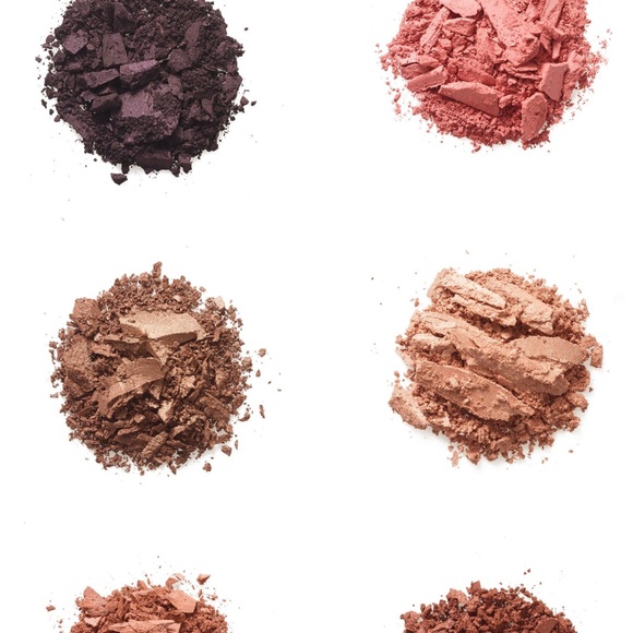 Ever OUT THE DOOR cheek & eye pallet, makeup set, shimmer eye shadow, blush NEW - Picture 4 of 6